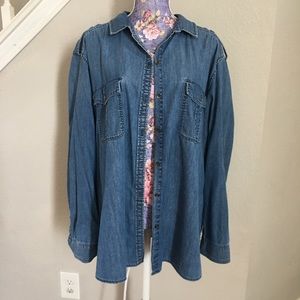AEO Denim button up w/embroidery